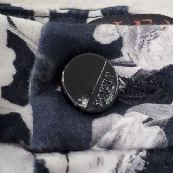 Jen7 by for all 7 mankind black and white floral pants - Picture 10 of 14